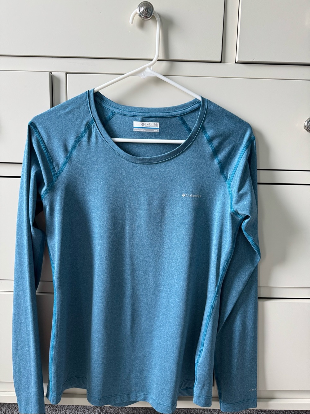 Columbia Women's Long Sleeve Performance Top - Teal